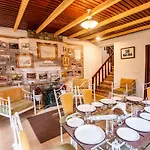 Sakley\'S Cottages